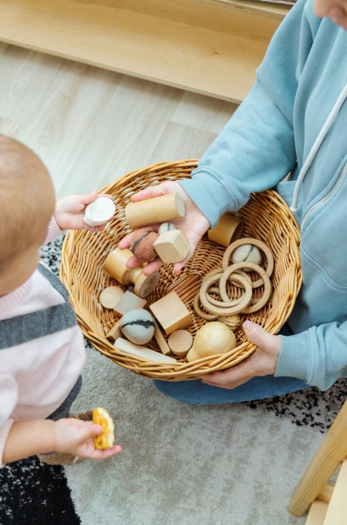 How to Organize a Stress-Free Morning with a Baby